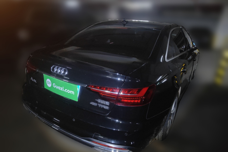 奥迪A4L 2020款 40 TFSI 豪华致雅型车身外观7