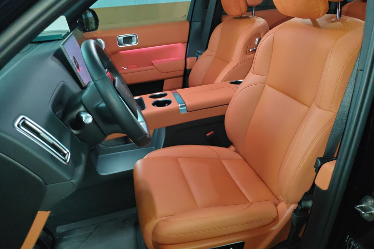 理想汽车 理想L8 2024款 Ultra中控内饰19