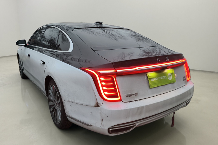 红旗H9 2020款 3.0T 智联旗领四座版车身外观5
