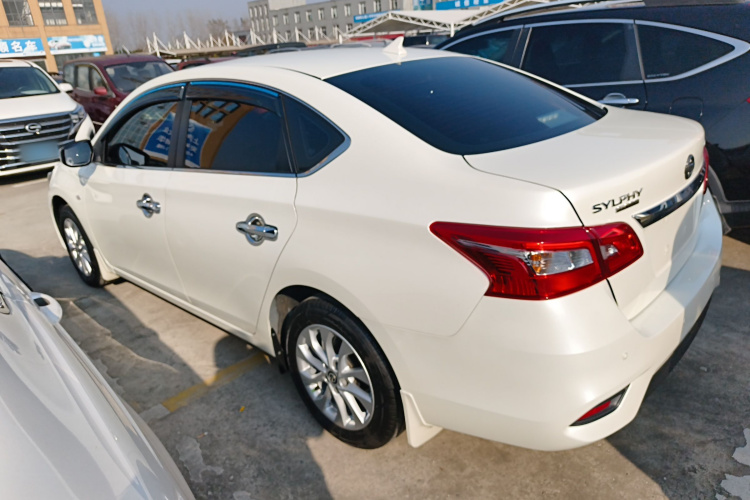 日产 轩逸 2022款 经典 1.6XL CVT豪华版车身外观6003