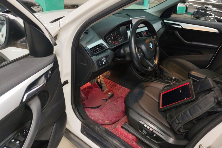 宝马X1 2016款 sDrive18Li 时尚型中控内饰20