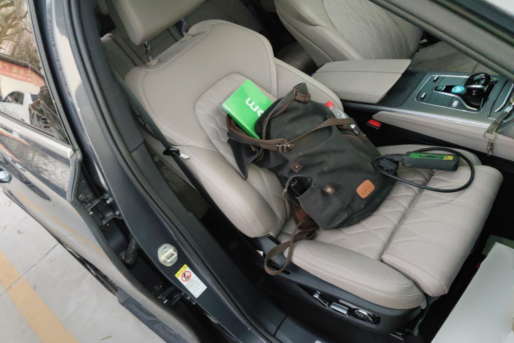 比亚迪 唐新能源 2024款 EV 冠军版 600KM 尊享型局部细节41