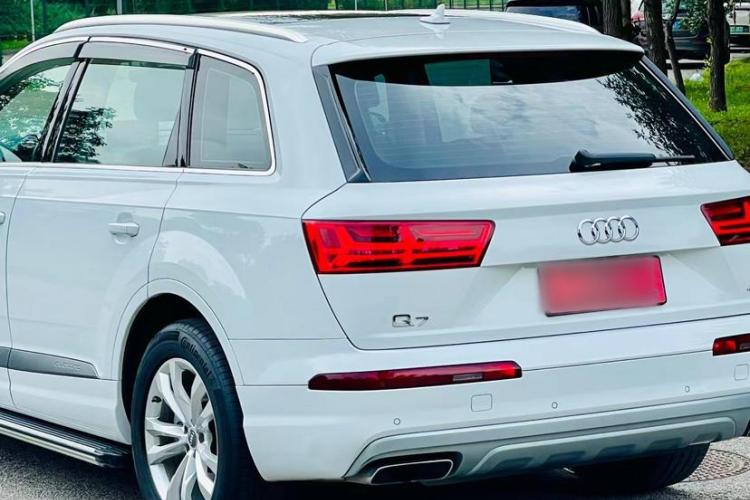 奥迪Q7 2016款 45 TFSI 技术型车身外观6005