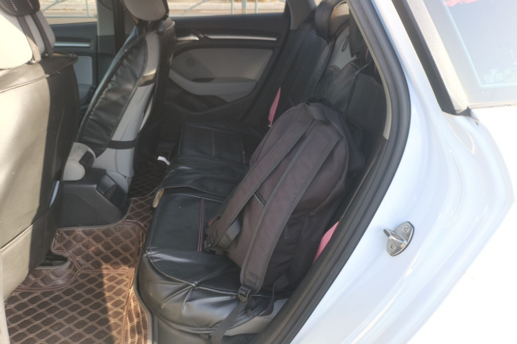 奥迪A3 2020款 Sportback 35 TFSI 进取型 国VI中控内饰21