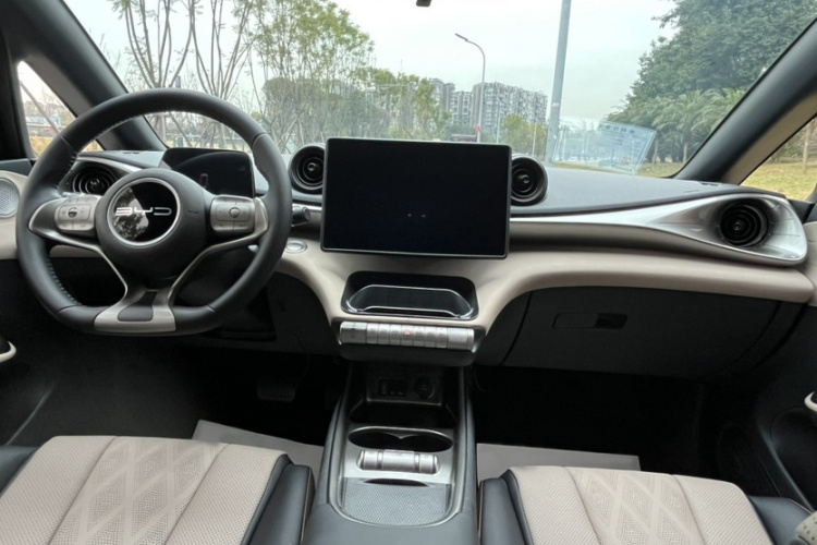 比亚迪 海豚 2023款 420km 自由版中控内饰7003