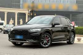 奥迪Q5L 2022款 45T 豪华动感型