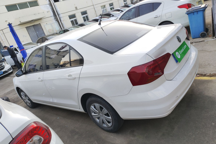 大众 捷达 2017款 1.4L 手动时尚型车身外观4