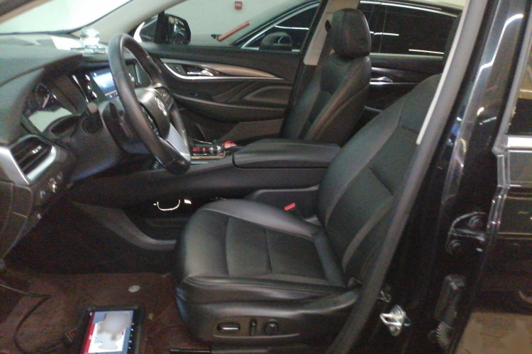 别克 昂科旗 2022款 652T 两驱尊贵型 7座局部细节19