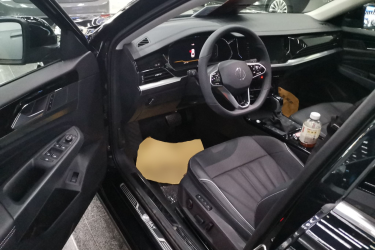 大众 帕萨特 2024款 330TSI 星空精英版中控内饰20