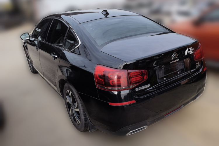 雪铁龙C5 2017款 350THP 自动豪华型车身外观5