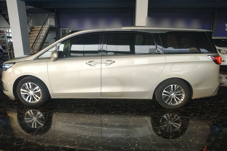 别克GL8 2021款 ES陆尊 653T 尊享型车身外观6003