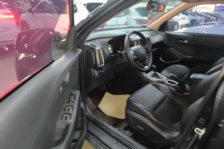 北京现代ix35 2020款 2.0L 自动两驱智勇·畅享版中控内饰7003