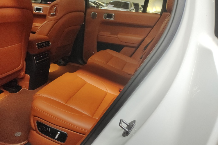 理想汽车 理想L7 2023款 Pro中控内饰21