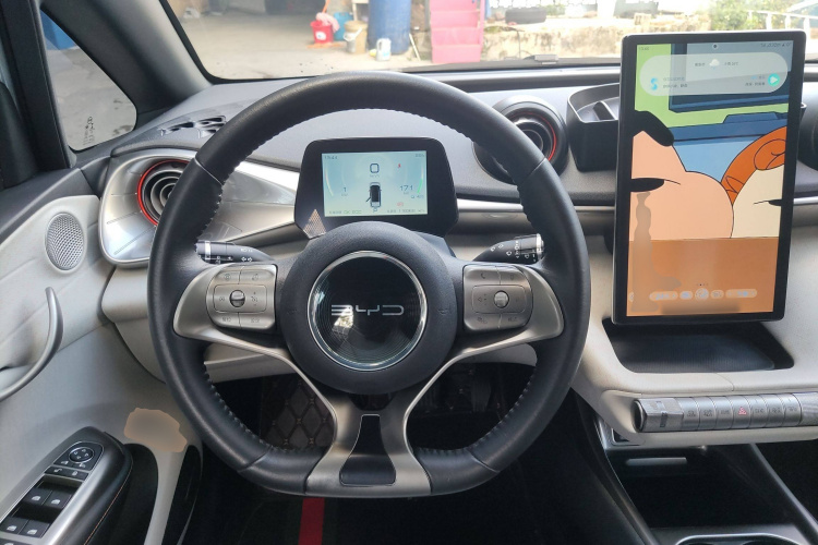 比亚迪 海豚 2021款 405km 自由版中控内饰13