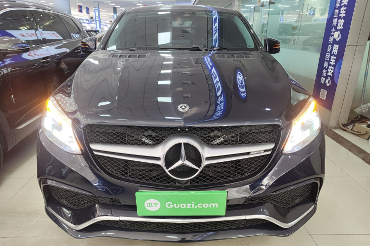 奔驰GLE轿跑 2017款 GLE 320 4MATIC 轿跑SUV车身外观2