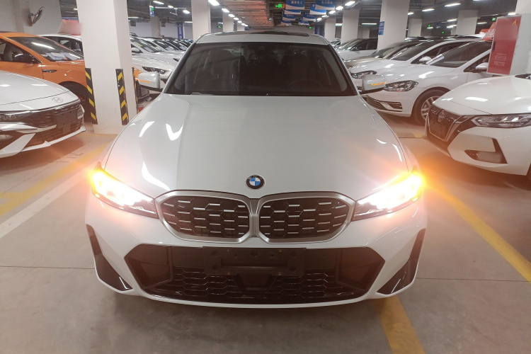 宝马3系 2025款 325Li M运动套装车身外观2