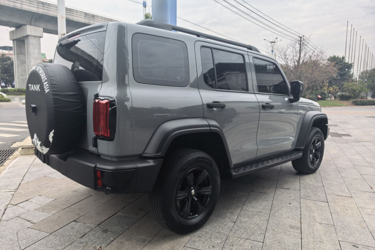 坦克300 2025款 2.0T 征服者车身外观6007