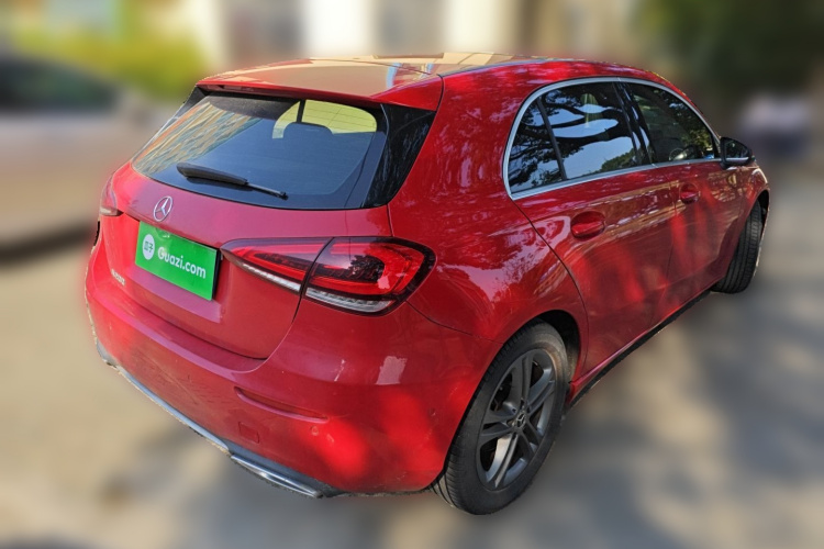 奔驰A级(进口) 2019款 A 200 动感型车身外观6005