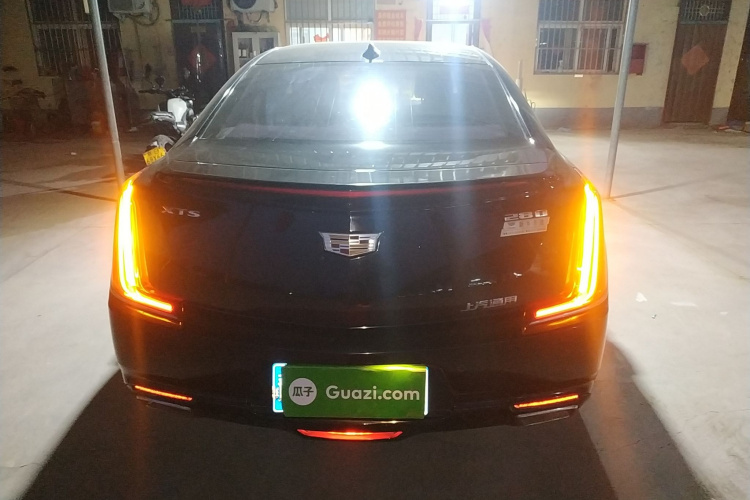 凯迪拉克XTS 2018款 28T 精英型车身外观6