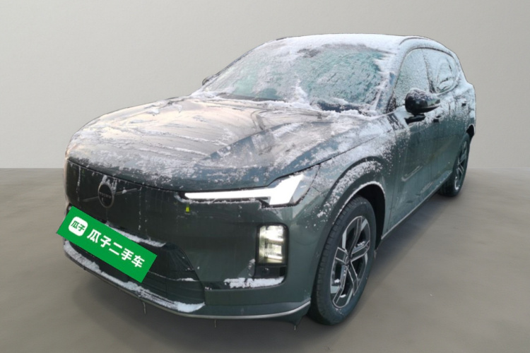 沃尔沃XC70插电式混动 2026款 四驱超长续航Core车身外观1