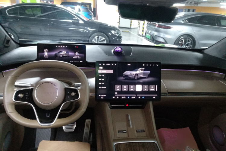 鸿蒙智行 智界R7 2025款 增程 251km Max中控内饰12