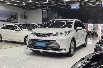 丰田 赛那SIENNA 2021款 2.5L混动 尊贵版