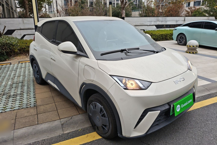 比亚迪 海鸥 2024款 荣耀版 305km 活力版车身外观3