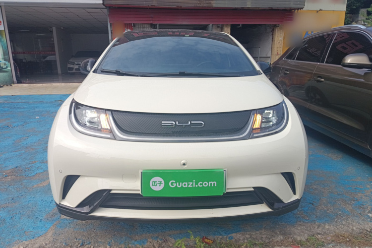 比亚迪 海豚 2023款 420km 时尚版车身外观2