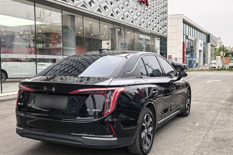 红旗E-QM5 2023款 改款 基础出行版车身外观6004