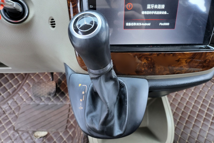 奔驰 唯雅诺 2013款 3.0L 舒适版局部细节18