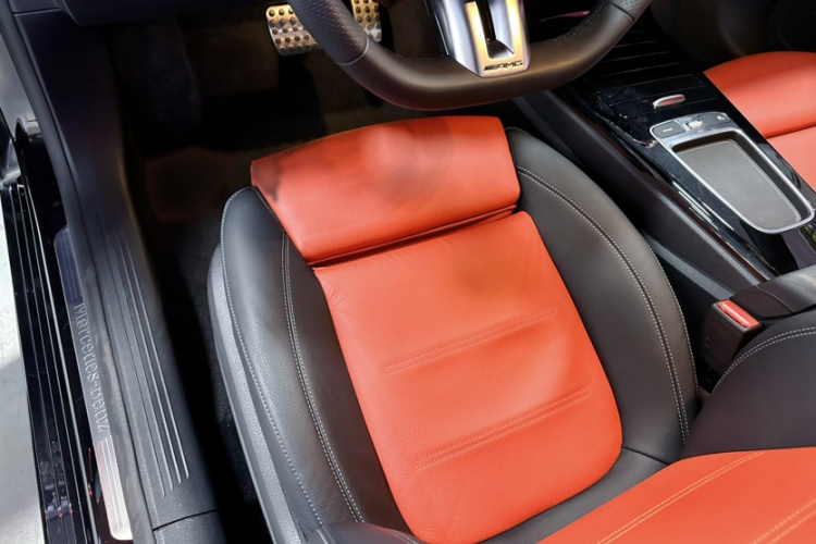 奔驰A级AMG 2024款 改款 AMG A 35 L 4MATIC中控内饰7006