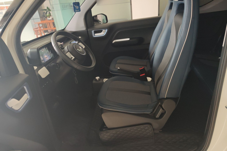 五菱汽车 宏光MINIEV 2022款 GAMEBOY 200km 玩咖款 磷酸铁锂局部细节19