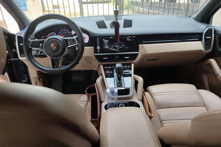 保时捷 2018款 Cayenne 3.0T中控内饰12