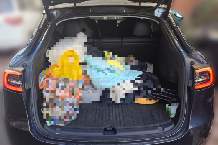 特斯拉 Model Y 2024款 后轮驱动版中控内饰23