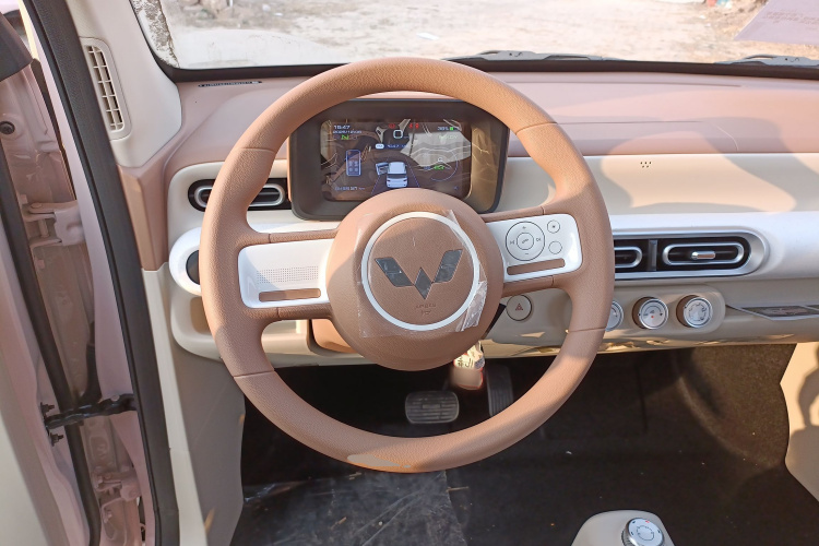 五菱汽车 宏光MINIEV 2024款 第三代 215km 青春版局部细节13