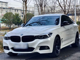 宝马3系GT 2020款 320i M运动曜夜版