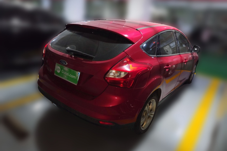 福特 福克斯 2012款 两厢 1.6L 自动风尚型车身外观6005