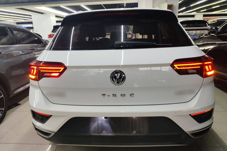 大众 T-ROC探歌 2020款 230TSI DSG两驱进取型车身外观6