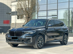 宝马X5 2022款 改款 xDrive 30Li M运动套装