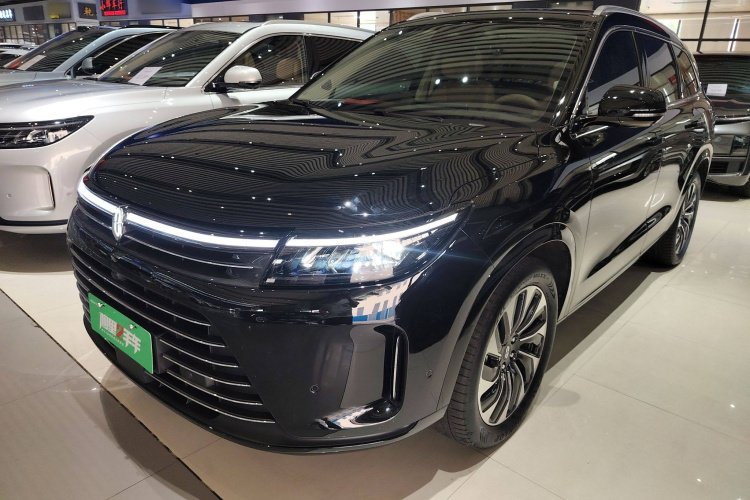 鸿蒙智行 问界M7 2024款 1.5T 后驱Plus版 5座车身外观1