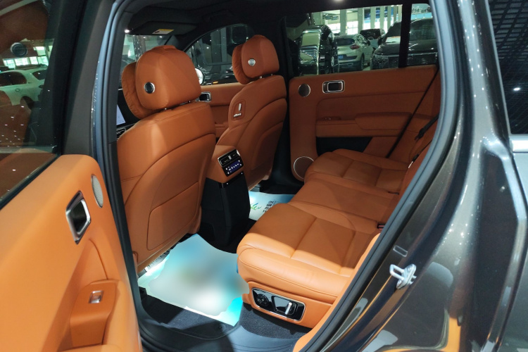 理想汽车 理想L7 2024款 MAX中控内饰7004