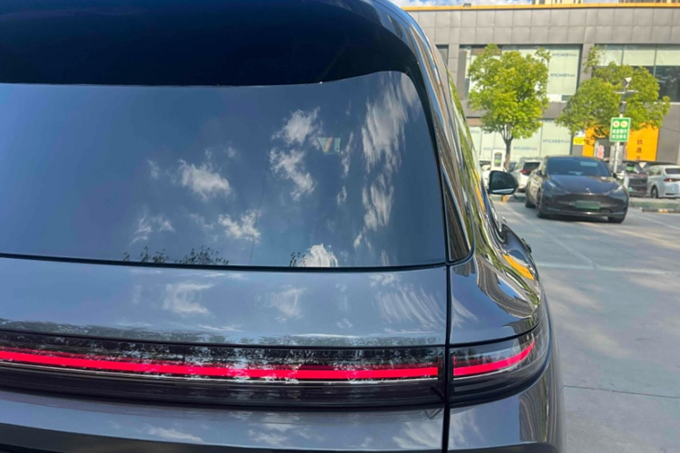 理想汽车 理想L9 2022款 Max车身外观6006