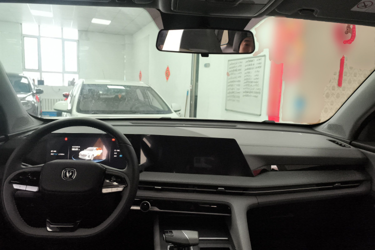 长安CS75 PLUS 2023款 第二代 1.5T 自动精英型中控内饰12