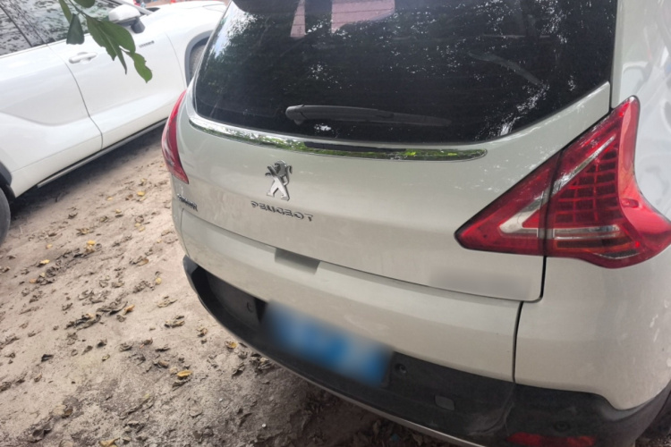 标致3008 2013款 1.6THP 自动至尚版车身外观6002