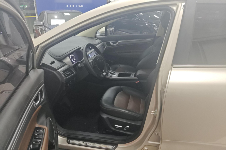 吉利汽车 帝豪GS 2017款 运动版 1.3T 自动智联型中控内饰19