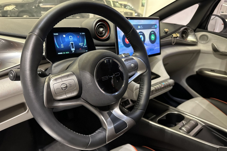 比亚迪 海豚 2021款 401km 骑士版中控内饰7008