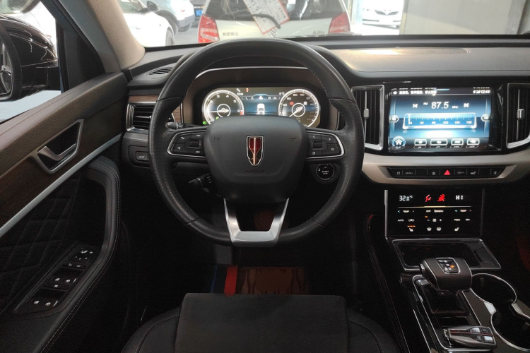 红旗HS7 2022款 2.0T DCT两驱智联旗享版 五座中控内饰13