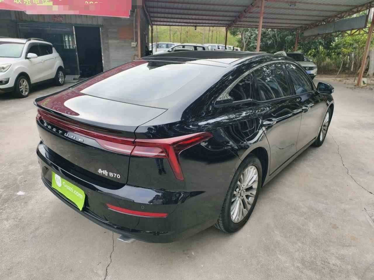 奔腾B70 2025款 龙耀版 1.5T 欢享型(4)