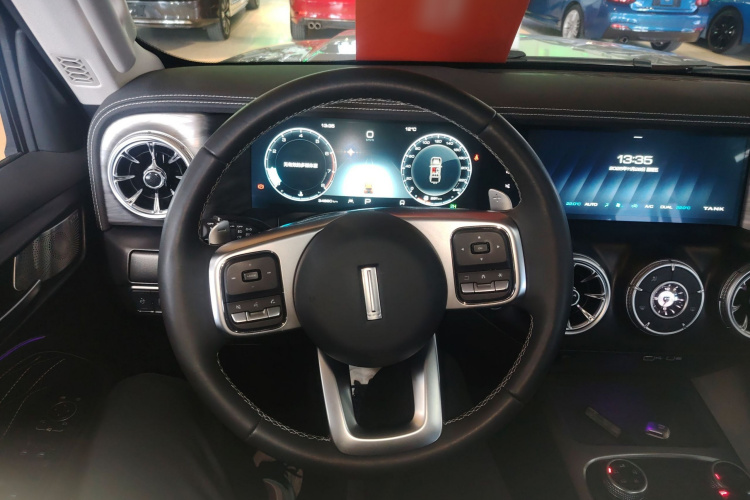 坦克300 2021款 越野版 2.0T 征服者局部细节13