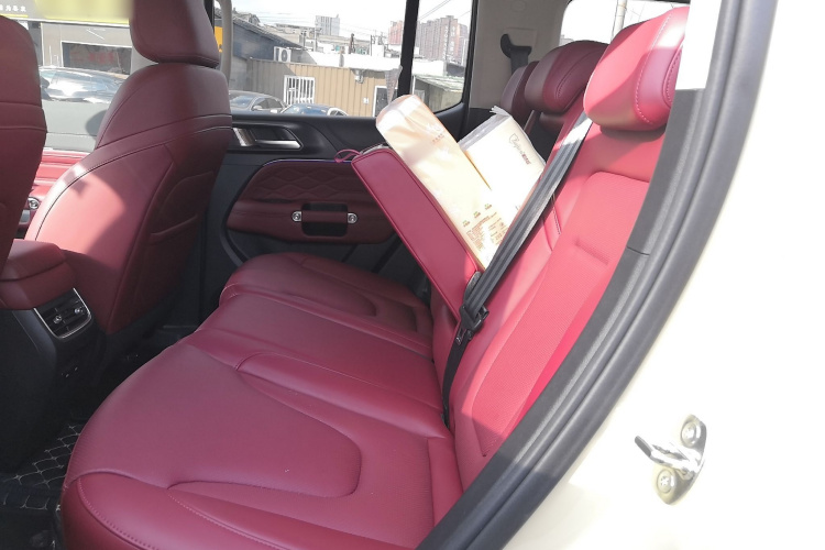 坦克300新能源 2025款 Hi4-T中控内饰7004